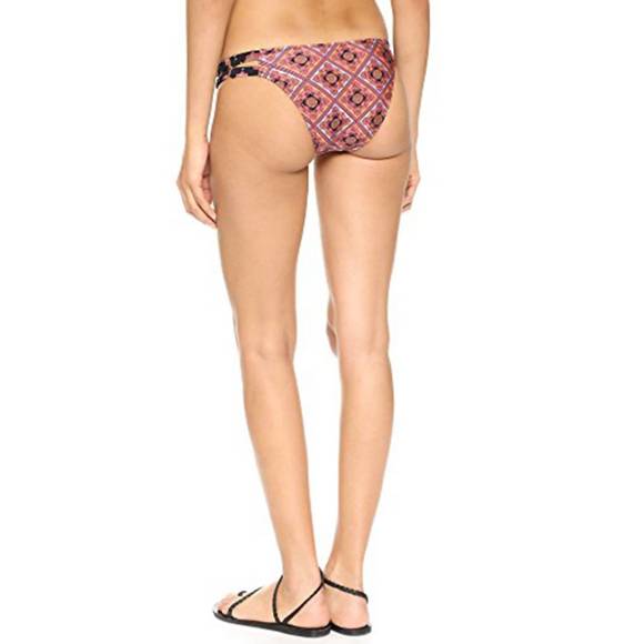 NEW SOMEDAYS LOVIN storyteller strappy bikini bottoms in multi-color - Picture 3 of 3